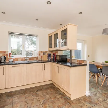 Pass The Keys Large 3 Bed With Easy Access To Explore Yorkshire 펜션 *